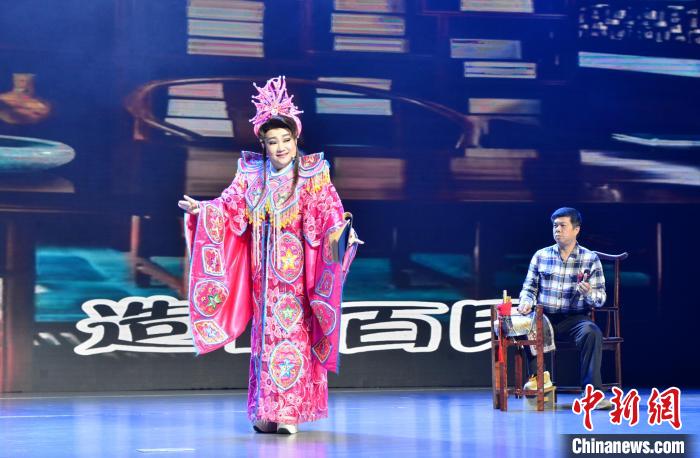 海峡两岸职工创客新春联欢会在福州举行